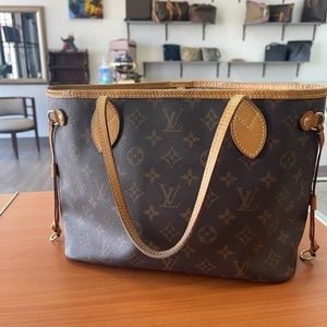 ✨AUTHENTIC LOUIS VUITTON MINI TOTE BAG✨